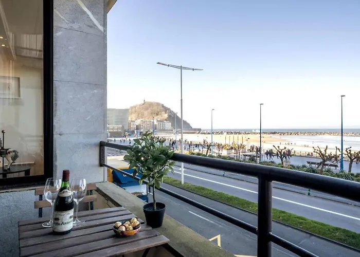 Beachfront Zurriola luxury apartment